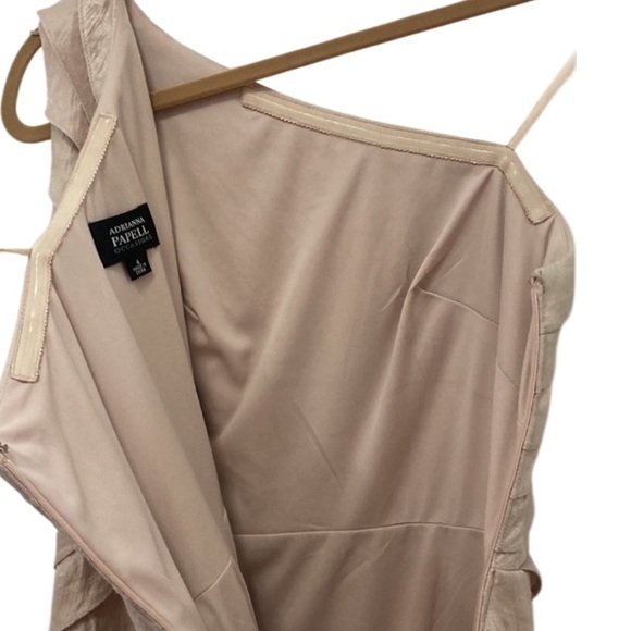 Adrianna Papell Tiered One Shoulder Gold Shimmery Cocktail Dress Sz 4 - Picture 6 of 7